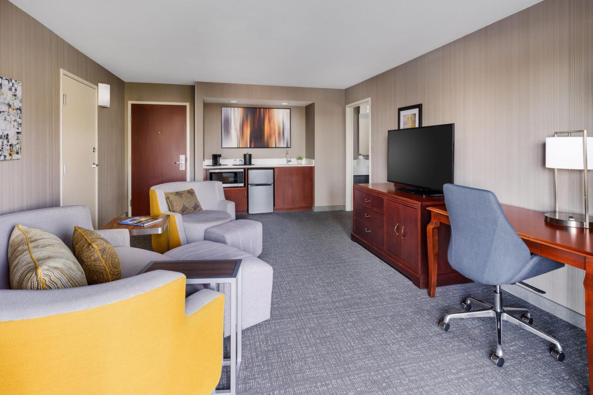 Courtyard By Marriott Roseville Galleria Mall/Creekside Ridge Drive Eksteriør bilde