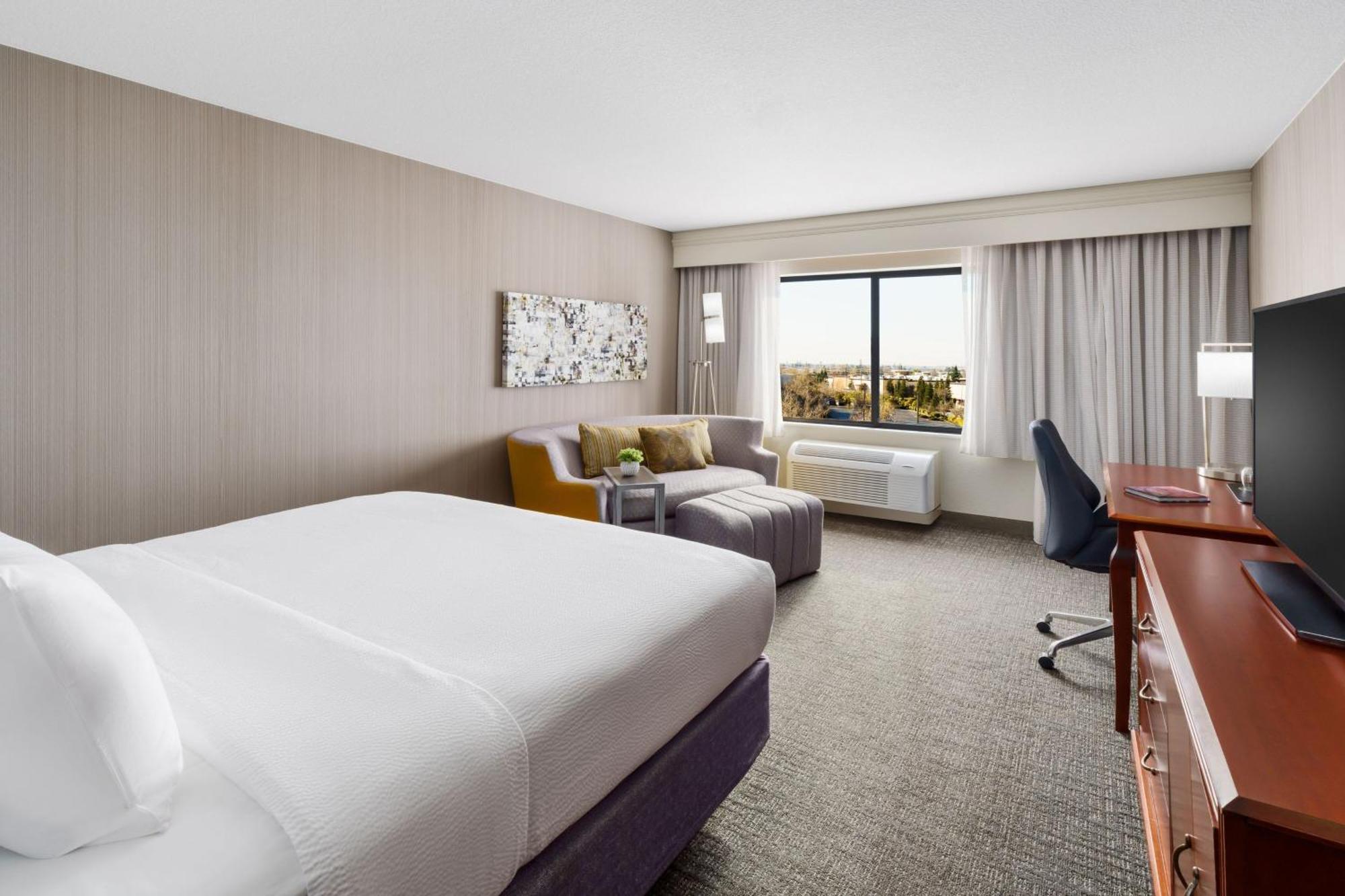 Courtyard By Marriott Roseville Galleria Mall/Creekside Ridge Drive Eksteriør bilde