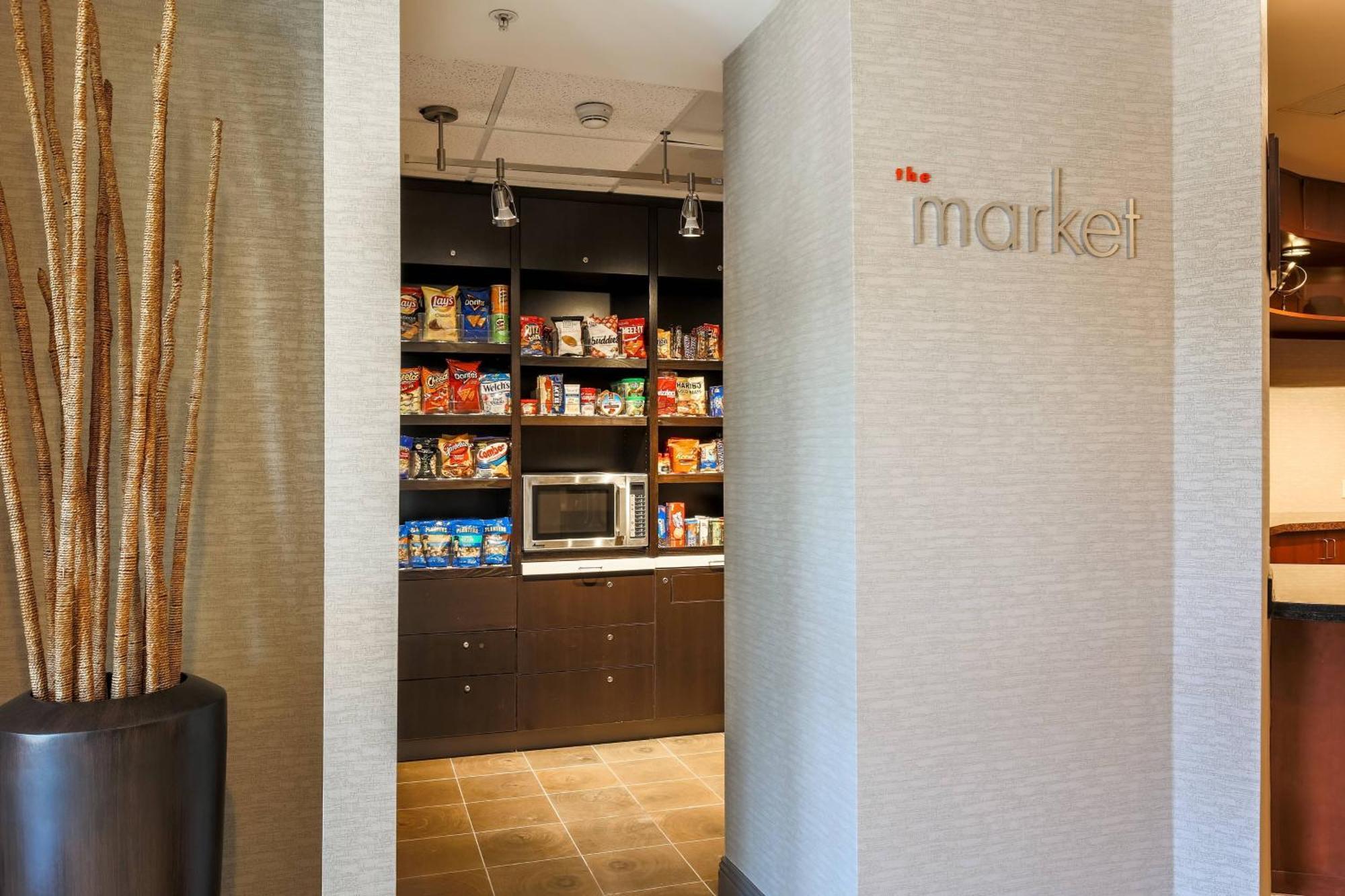 Courtyard By Marriott Roseville Galleria Mall/Creekside Ridge Drive Eksteriør bilde