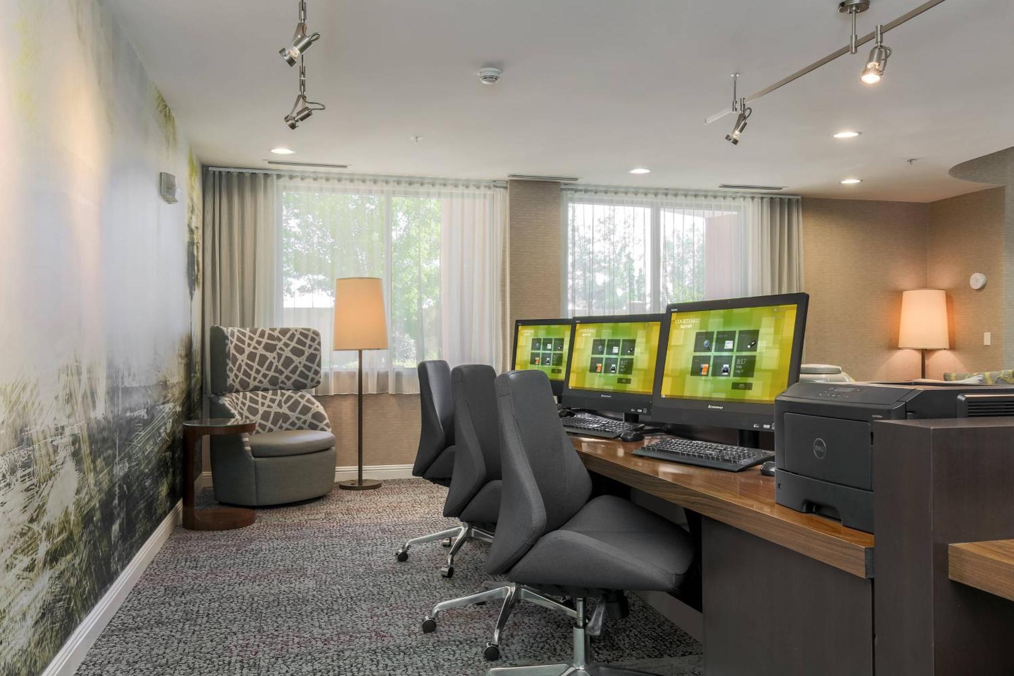 Courtyard By Marriott Roseville Galleria Mall/Creekside Ridge Drive Eksteriør bilde